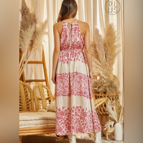 Maxi Dress / Gorgeous Halter Maxi Dress - Picture 2 of 4